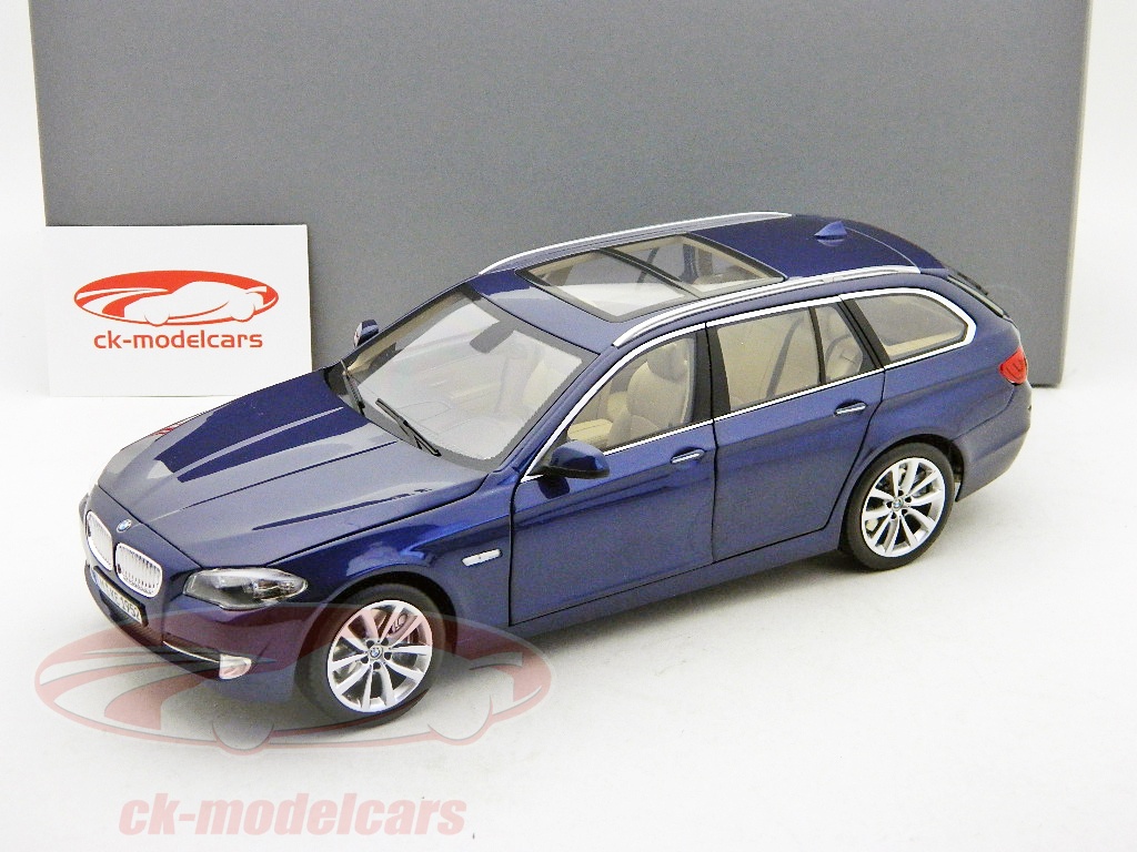 BMW 550i Turing Blue