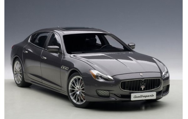 MASERATI QUATTROPORTE GTS (MARATEA GREY)